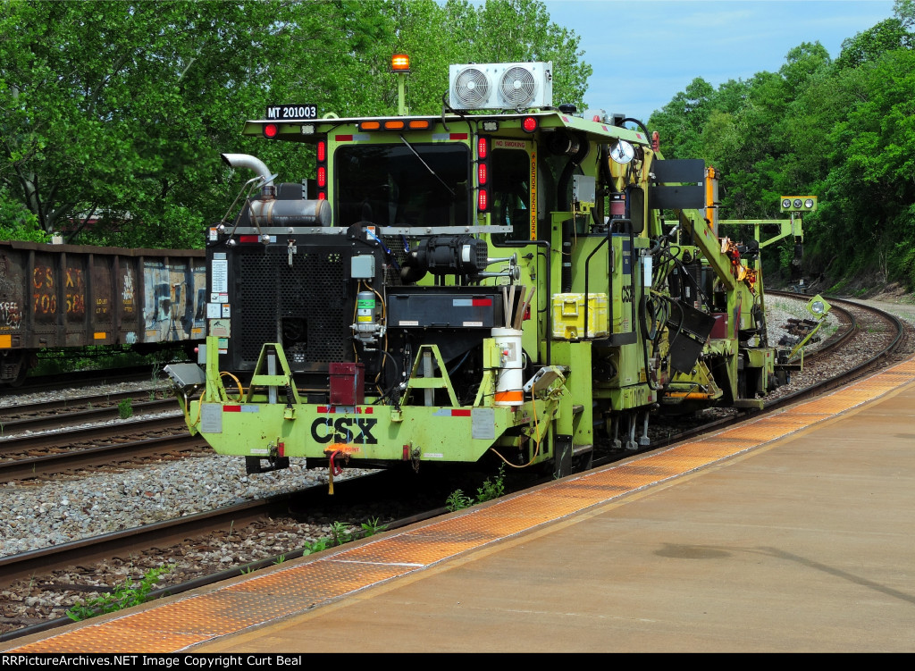 CSXT MT 201003 (1)